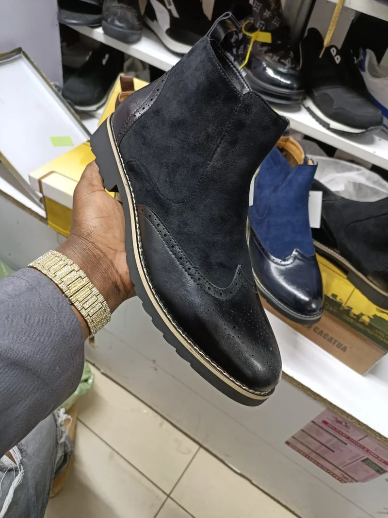 navy_blue_men's_chelsea_boots_cacatua__suede_leather_2.webp