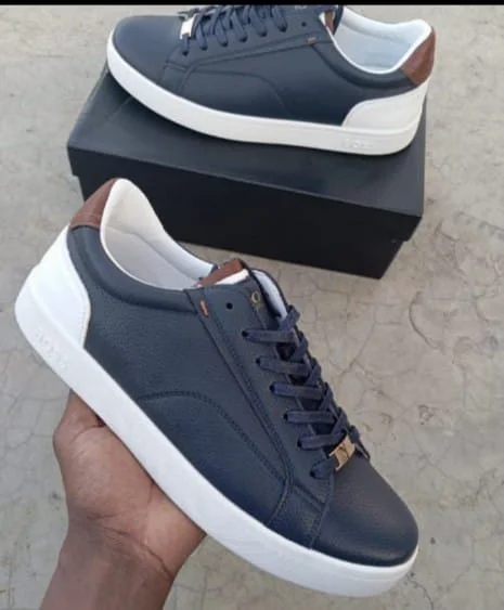 nevy_blue__casual_hugo_boss_leather_sneakers_2.webp