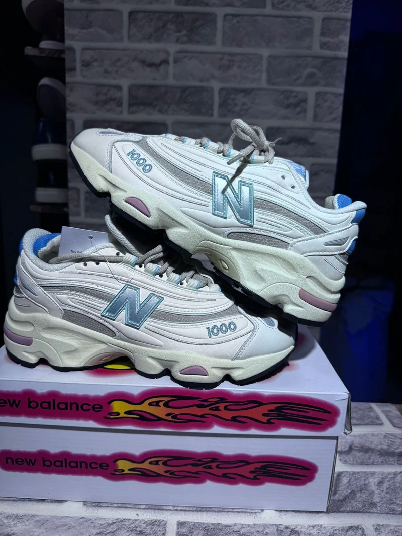 new_balance_1000_angora_moonrock_sneakers_2.webp