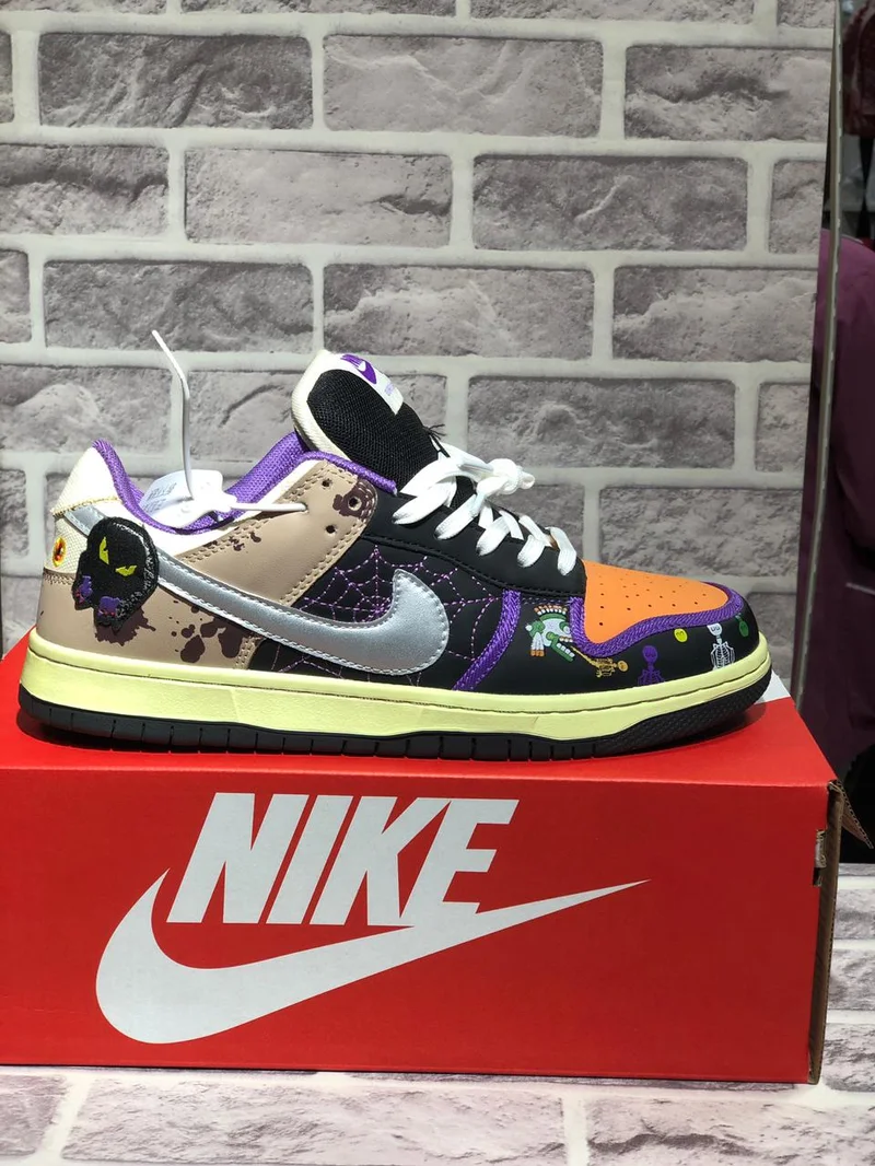 nike__sb_dunk_low_day_of_the_dead_2.webp