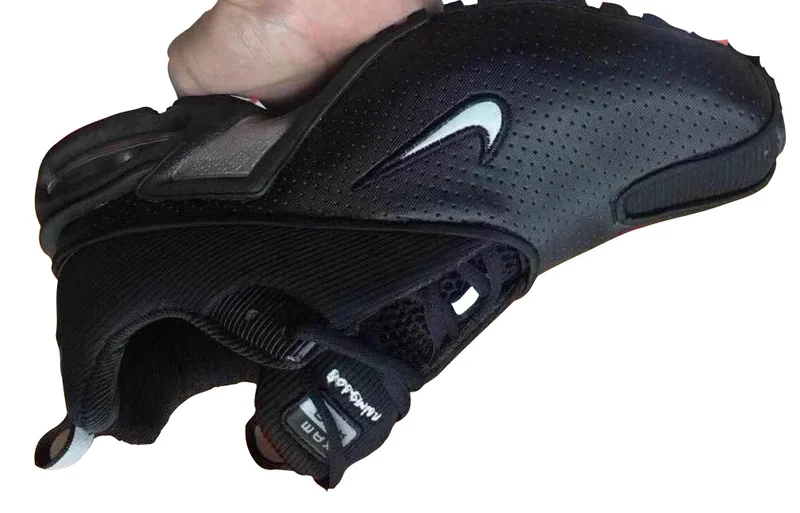 nike_air_bohemian_men's_sneakers_2.webp