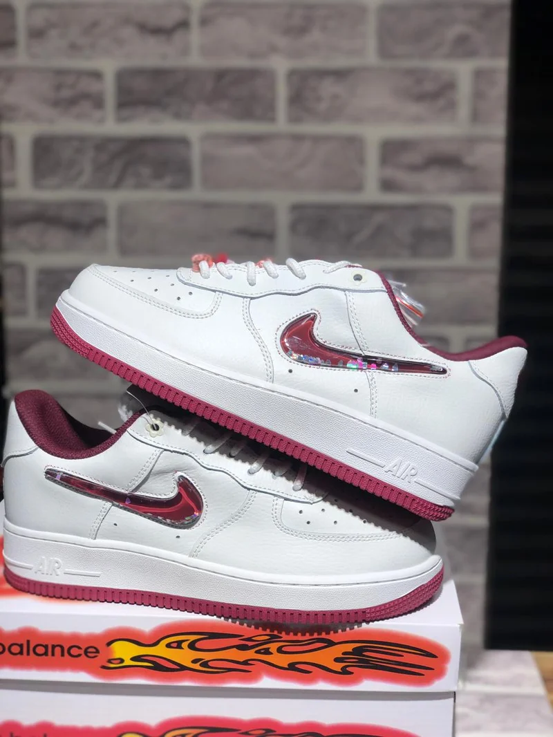 nike_air_force_1_low_‘valentines_day_2024’_2.webp