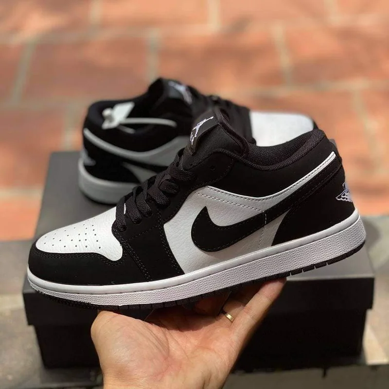 nike_air_jordan_1_low_retro_2.webp