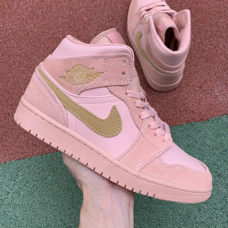 nike_air_jordan_1_retro_mid_se_coral_gold_2.webp