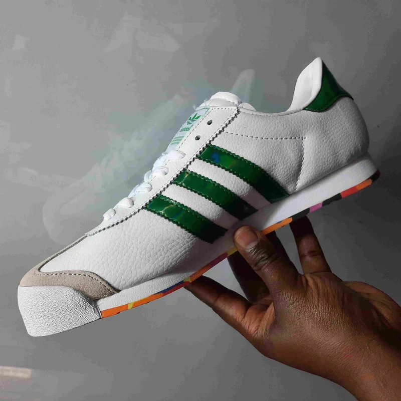 adidas_samoa_shoes_footware_2.webp