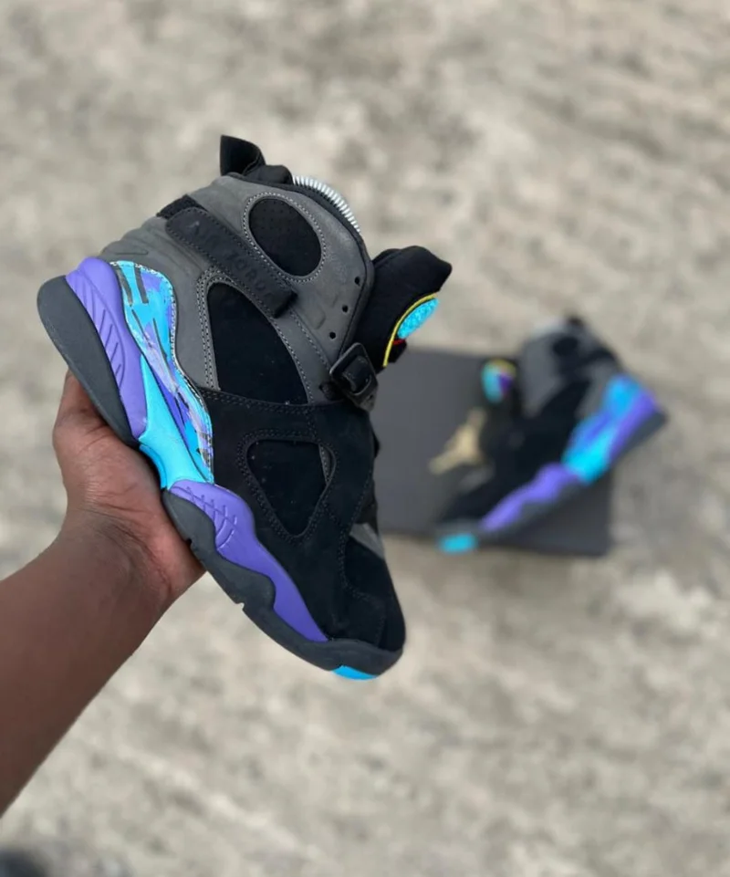 nike_air_jordan_8_retro_gs_aqua_2007_2.webp