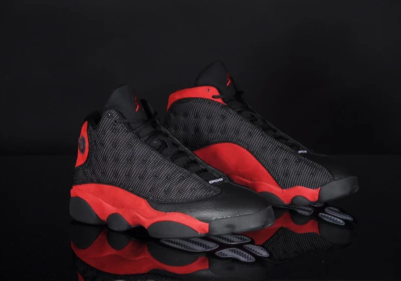 nike_air_jordan_xiii_13_retro_bred_2.webp