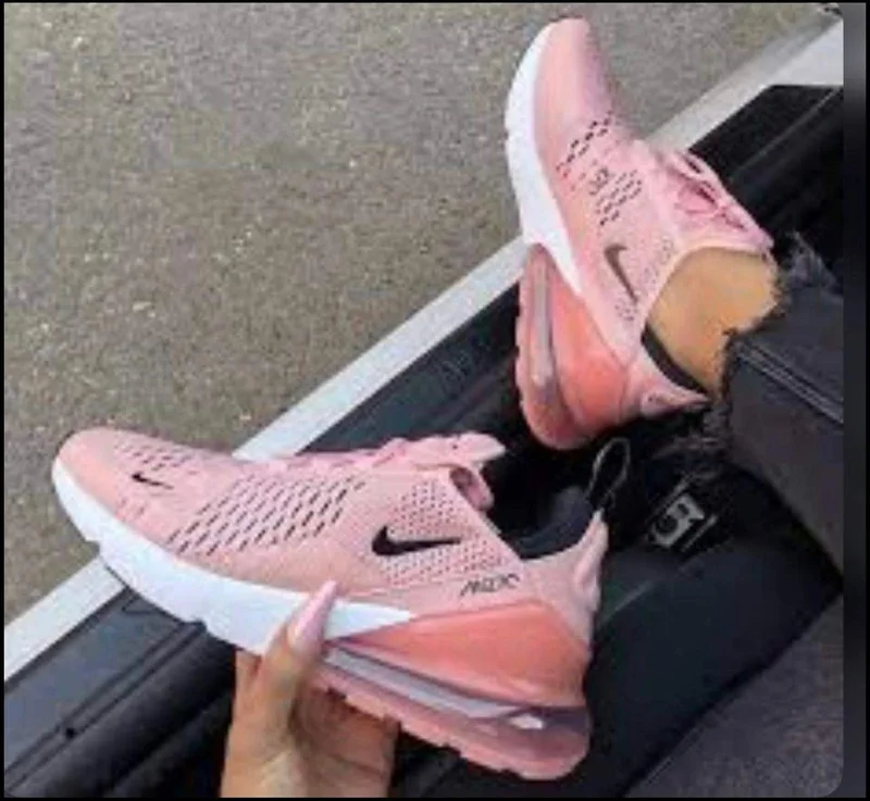 nike_air_max_270_surfaces_baby_pink_and_white_2.webp