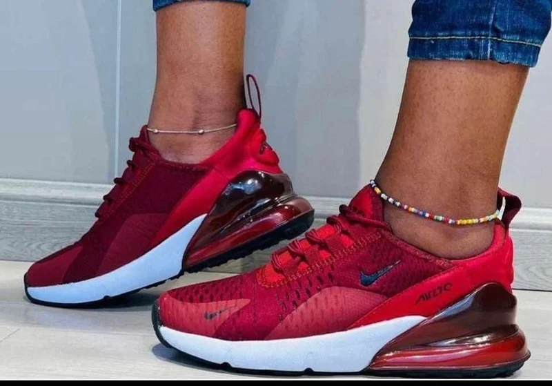 nike_air_max_270_surfaces_in_red-white_2.webp
