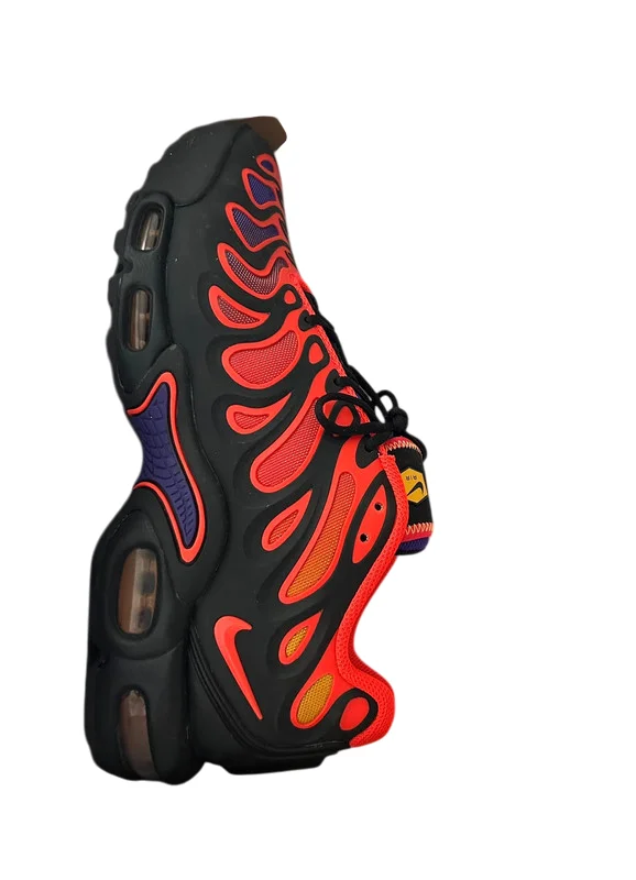 nike_air_max_plus_drift_black_and_red_trainers_sneakers._2.webp