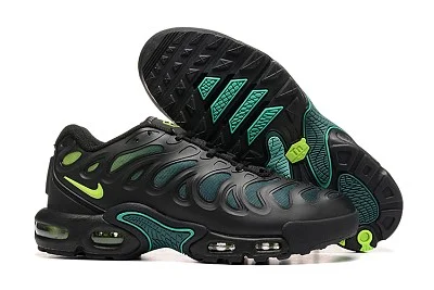 nike_air_max_plus_drift_running_shoe._2.webp