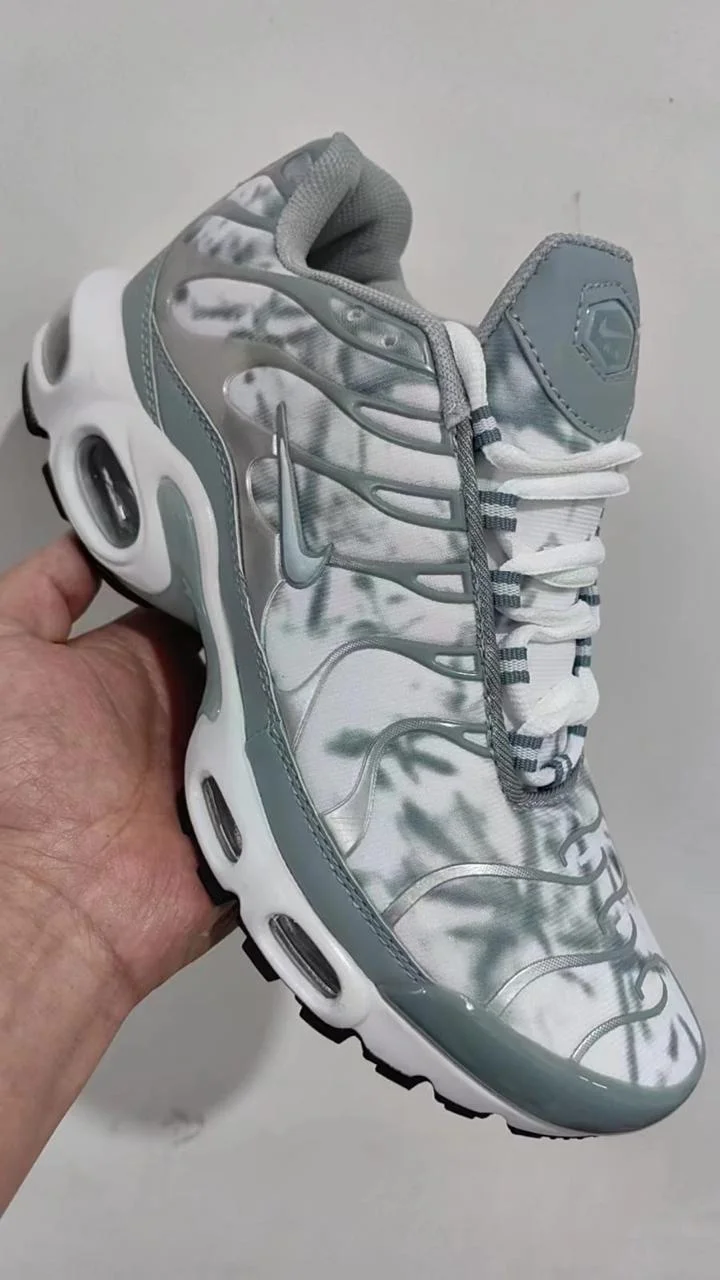 nike_air_max_plus_tn_palm_pack_green_white_2.webp