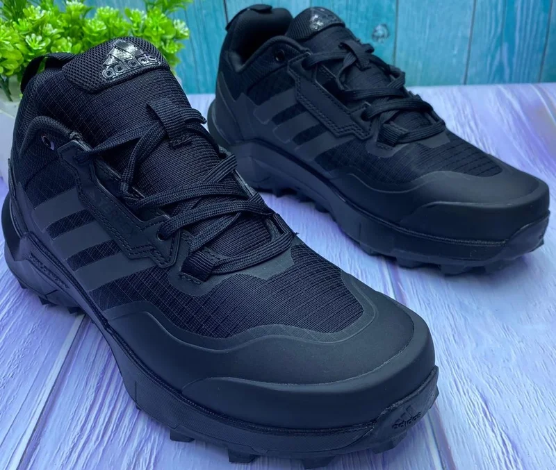 adidas_terrex_swift_gore-tex_hiking_trekking_shoes_-_black_2.webp