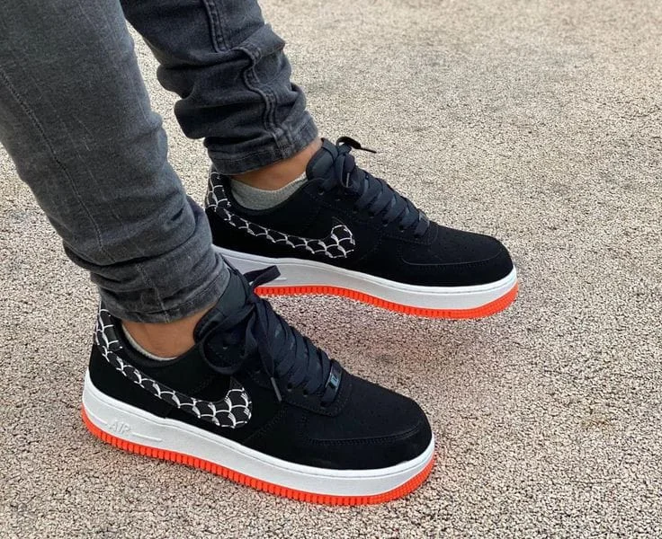 nike_air-force_1_suede_sneakers_2.webp
