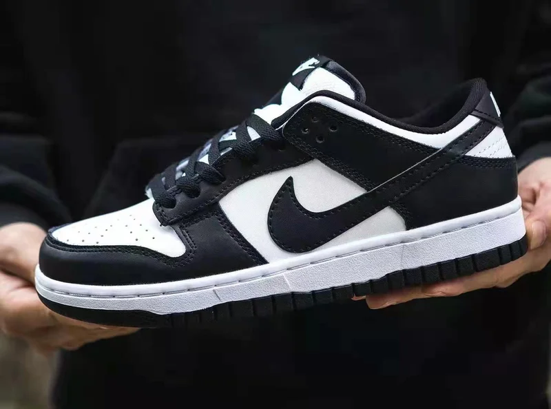 nike_dunk_low_“panda”_(2022)_sneakers_2.webp