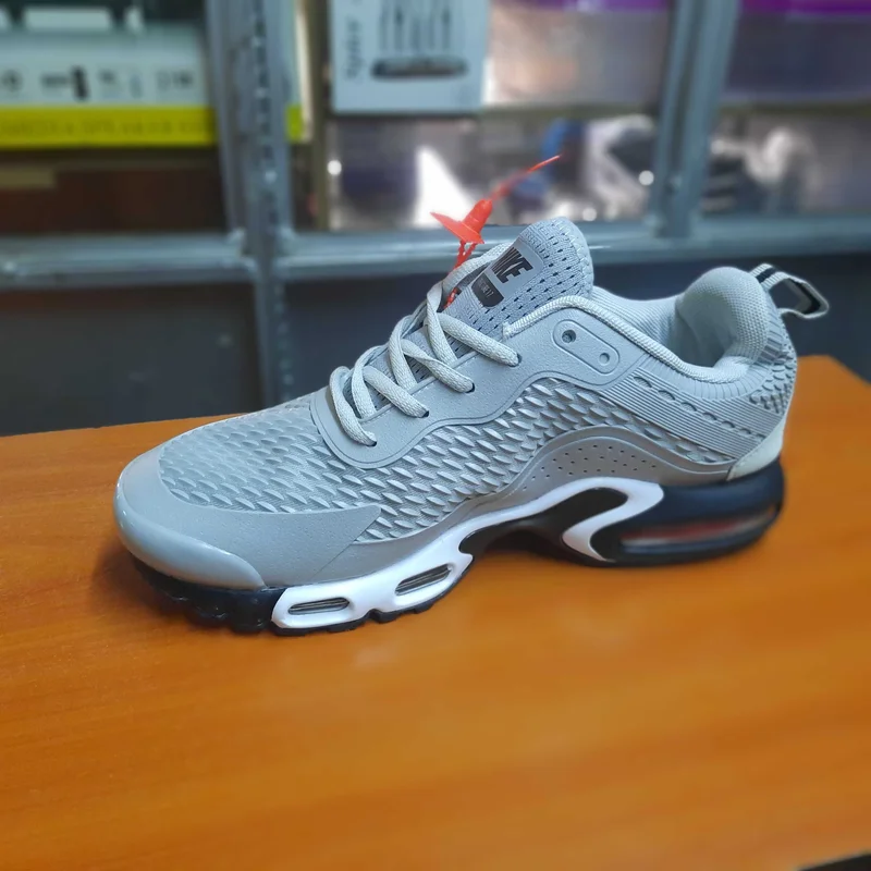 nike_grey_athletic_sneakers_shoes_2.webp