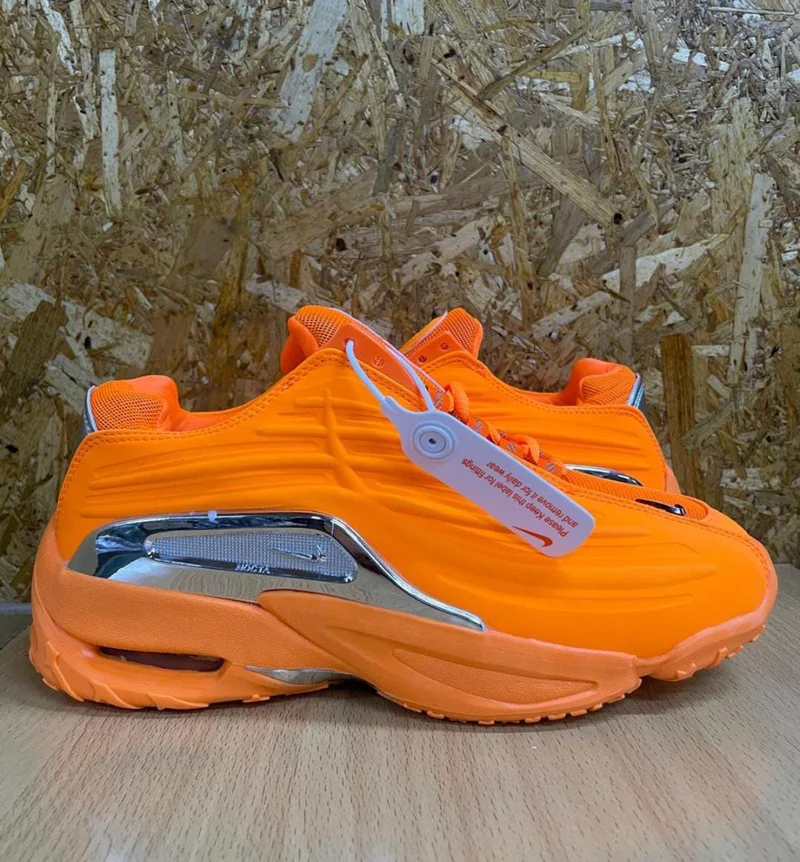nike_hot_step_2_drake_nocta_total_orange_2.webp