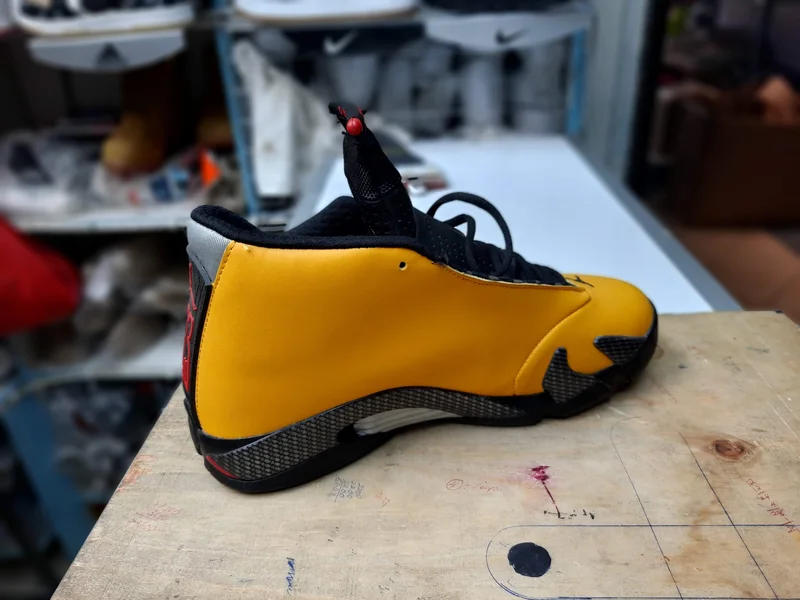 nike_men's_air_jordan_yellow_basketball_shoes_3.webp