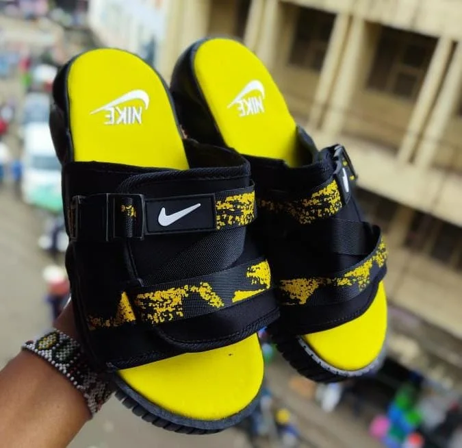 nike_utility_sandals_mens_open_shoe_yellow_slides_2.webp