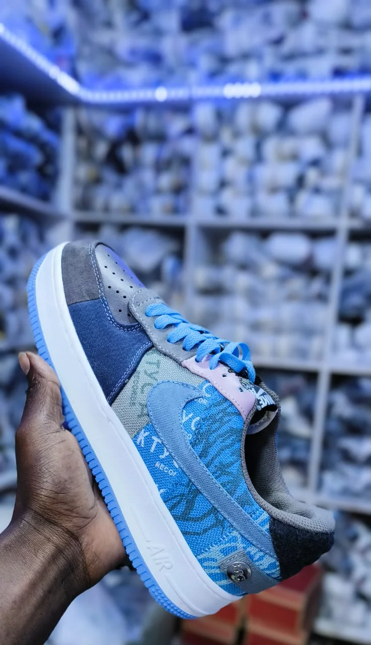 nike_x_travis_scott_air_force_1_low_blue_leather_men's_2.webp