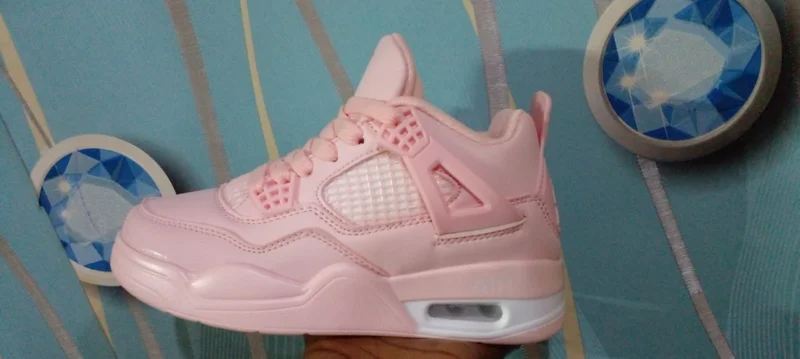 off_white_x_air_jordan_4_'pink'_2.webp