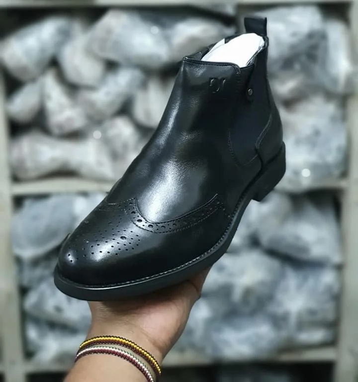 oxford_slipon_official_billionaire_boots_-_black_brogue_mens_shoes_2.webp