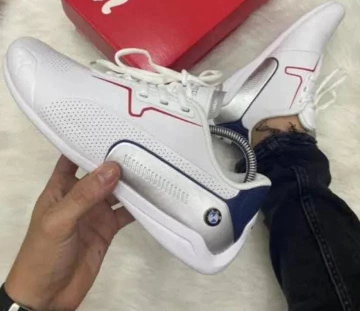 puma_bmw_drift_cat_8_white_sneakers_2.webp