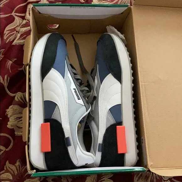 puma_future_riders_sneakers_2.webp
