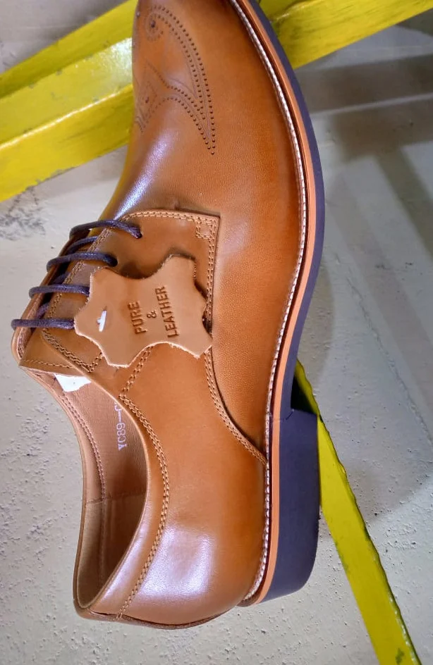pure_&_leather_franco_bannetti_laced_officials_shoe_2.webp