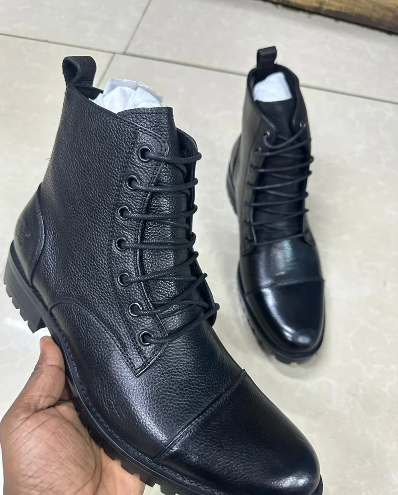 quality_black_timberland_high_leather_boots_2.webp