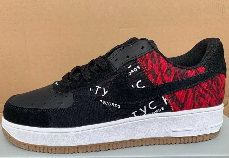 red-white-black-nike_air_force1_2.webp