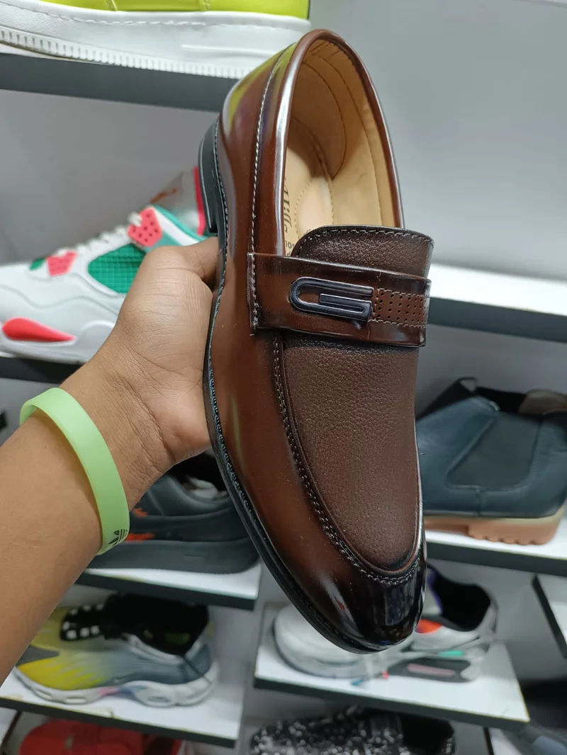 redhill_shoes_genuine_leather_slipon_official_men_shoes_in_brown_3.webp