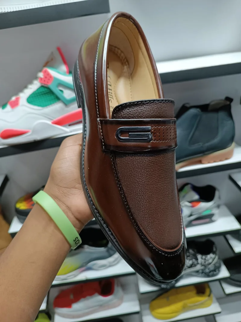 redhill_shoes_genuine_leather_slipon_official_men_shoes_in_brown_4.webp