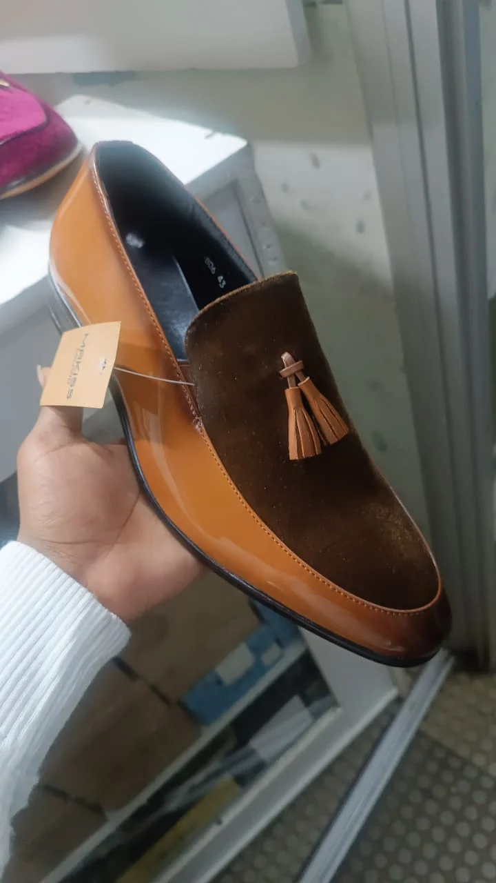 slip-on_casual_sneakers_casual_wet_look_shoes_brown_with_kiltie_2.webp