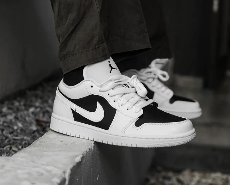 air_jordan_1_low_panda_white_cactus_flower_black_shoes_2.webp