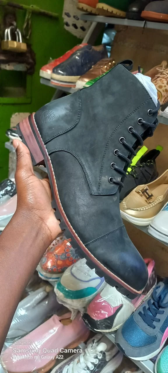 timberland_leather_ankle_boots_for_mens_casual_shoes_in_gray_3.webp