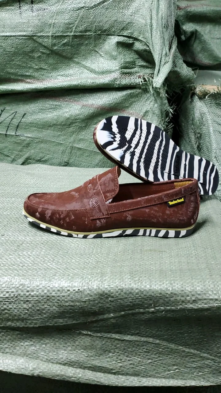 timberland_mens_loafers_shoes_2.webp
