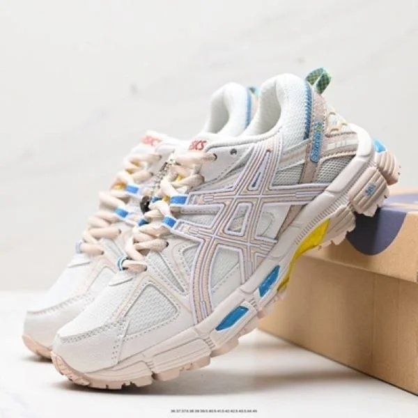 white_asics_gel-kahana_8_marathon_running_sneakers_2.webp