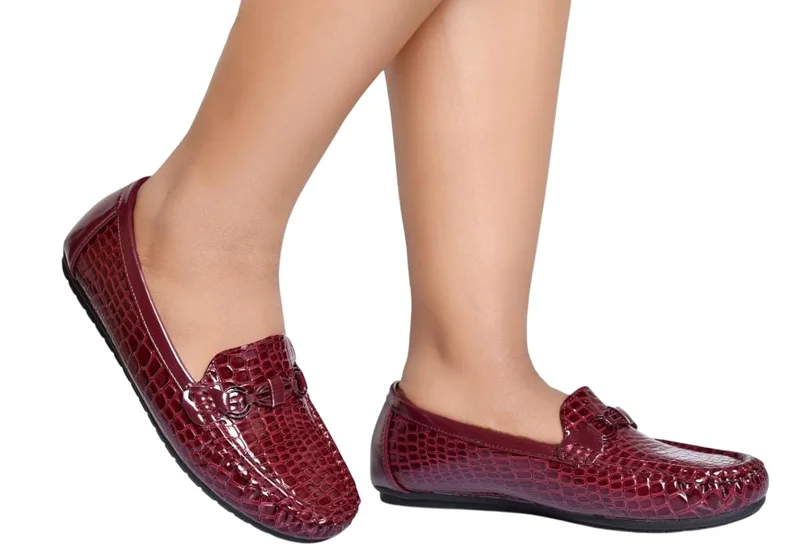 women's_comfortable_patent_leather_loafers_with_massage_footbed_-_maroon_2.webp