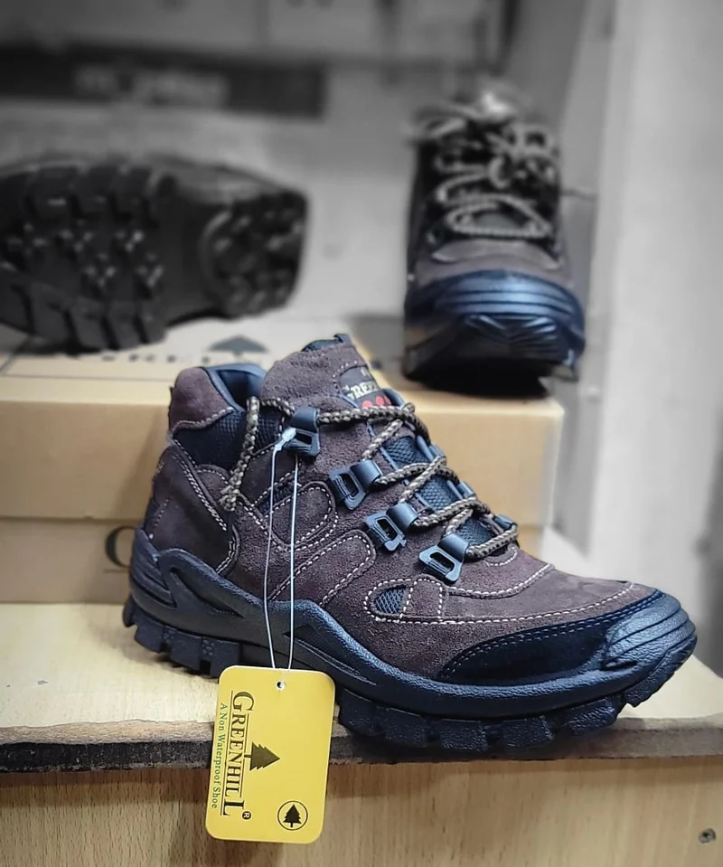 woodland_men's_hiking_leather_boots_2.webp