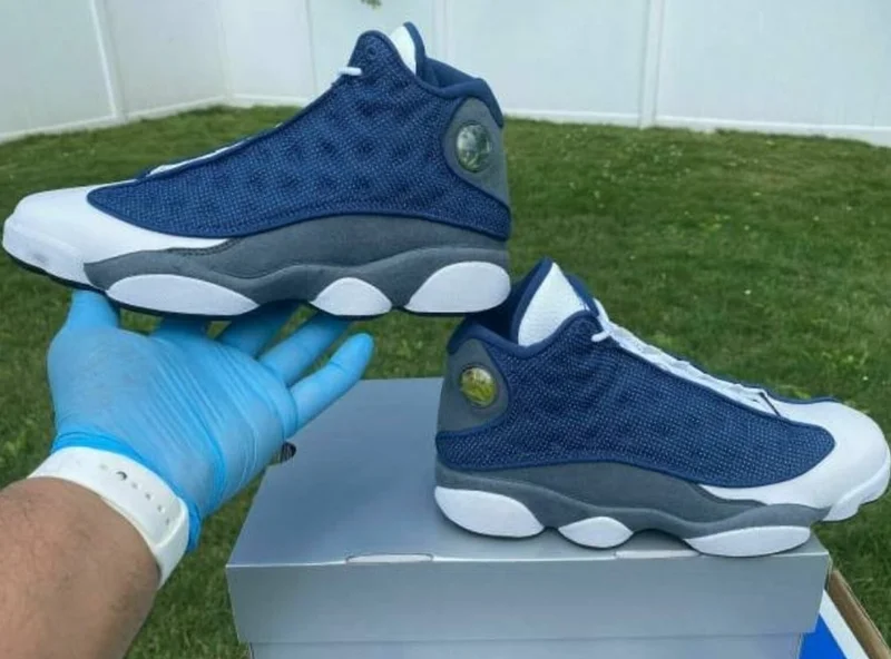 air_jordan_13_retro_'flint'_2020_sneakers_2.webp