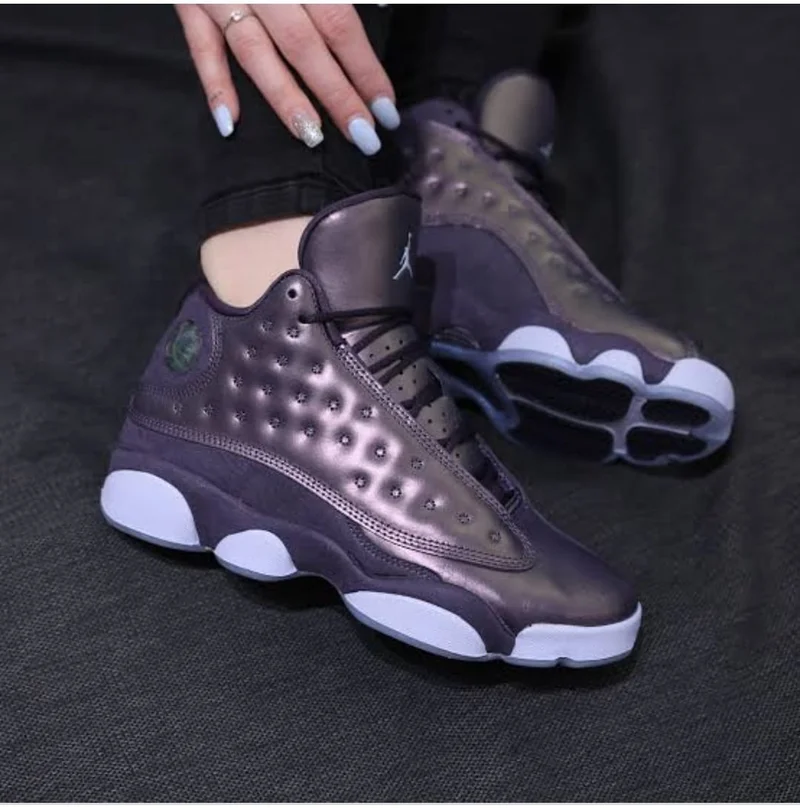 air_jordan_13_retro_gs_premium_dark_raisin_hydrogen_blue_2.webp