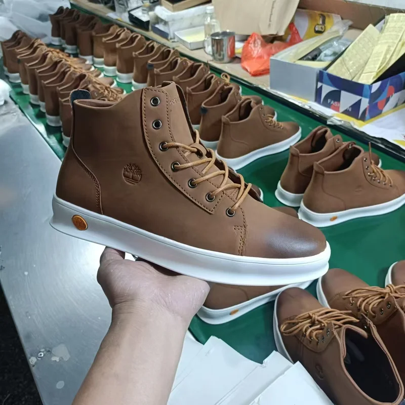 brown_timberland_high-top_boots_2.webp
