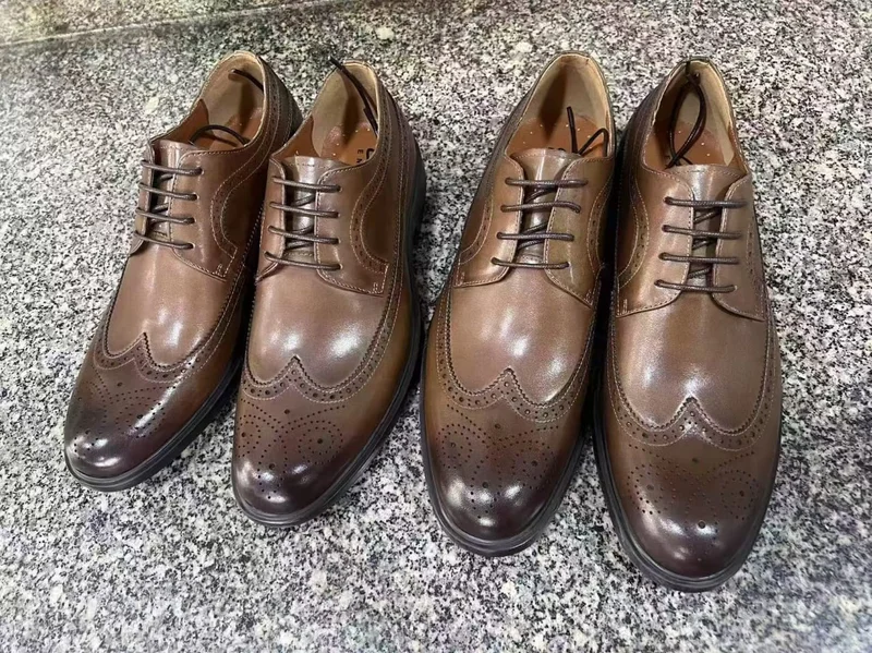 brown_derby_brogue_clarks__shoes_2.webp