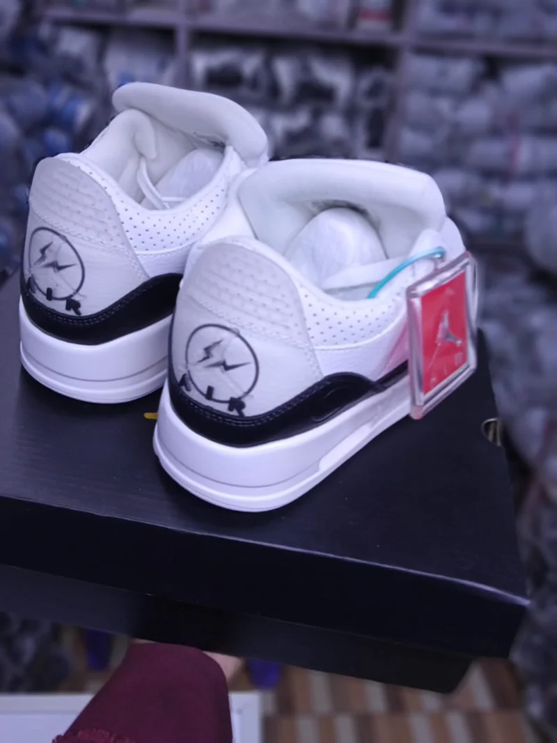 air_jordan_3_fragment_white_2.webp