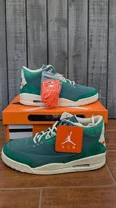 air_jordan_3_retro_sp_nina_chanel_abney_bicoastal_sneakers_2.webp