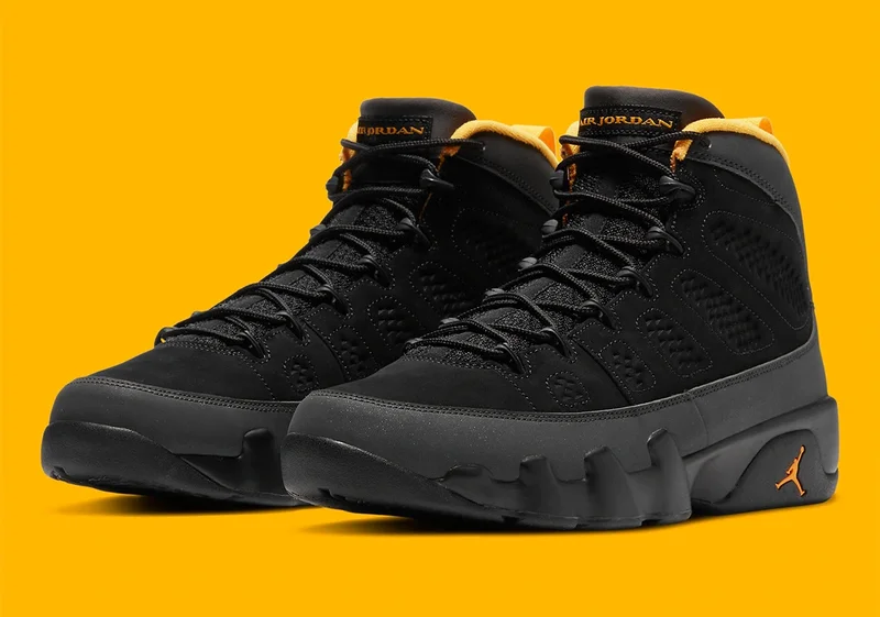 air_jordan_9_retro_black_sneakers_2.webp