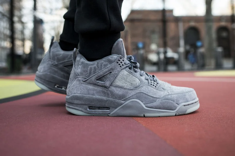 air_jordan_retro_4_kaws_'_cool_grey'_men's_shoes_2.webp