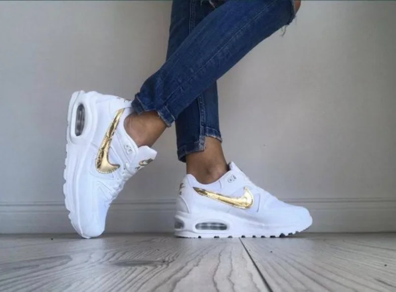 air_max_90_gold_white_skateboarding_trainers_sneakers_4.webp