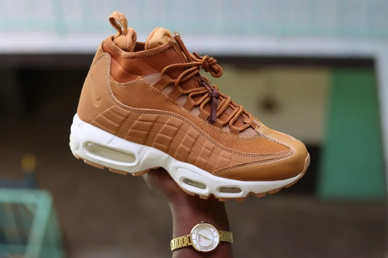 air_max_95_nike_sneaker_boot_2.webp